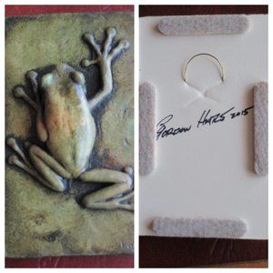 frog - handmade tile - signed by artist: gordon hare - 2015